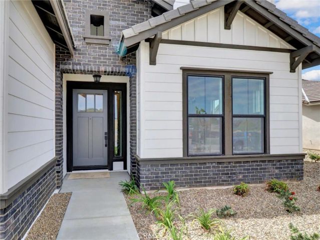35888 Wildwood Crest Drive, Yucaipa, CA 92399