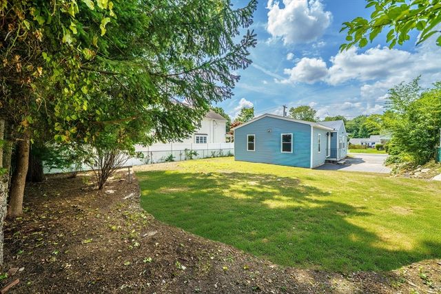 124 Magoun Ave, Brockton, MA 02301