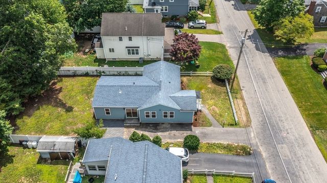 124 Magoun Ave, Brockton, MA 02301