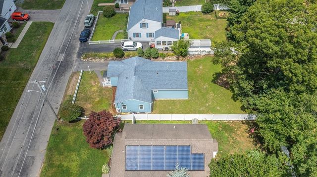124 Magoun Ave, Brockton, MA 02301
