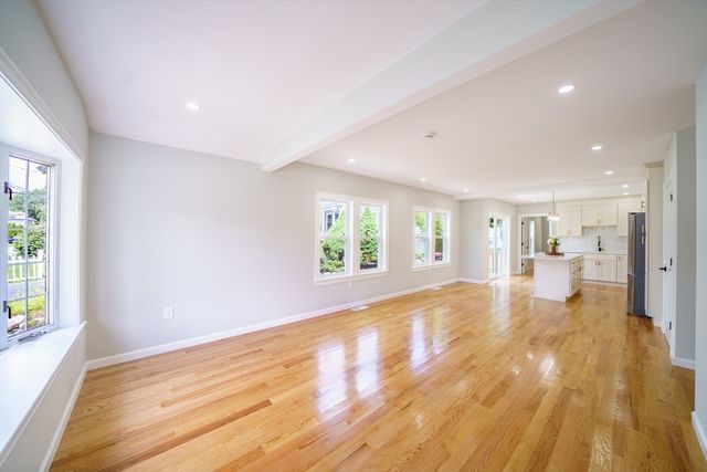 124 Magoun Ave, Brockton, MA 02301
