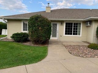3312 S Robin Meadows Lane #3312, Eau Claire, WI 54701