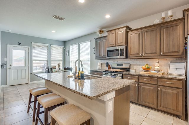432 Windsail Lane, Azle, TX 76020