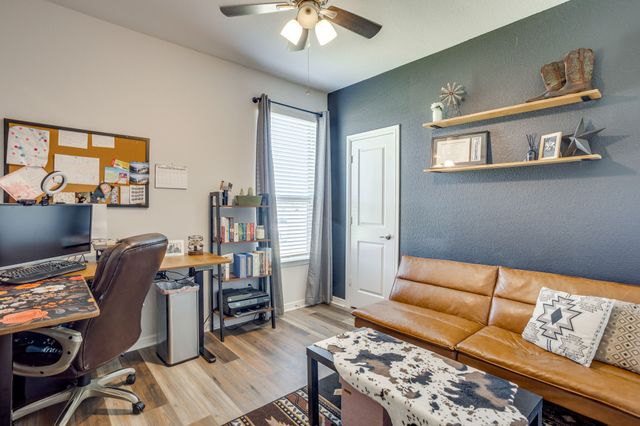 432 Windsail Lane, Azle, TX 76020