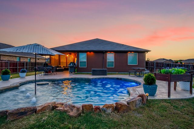 432 Windsail Lane, Azle, TX 76020