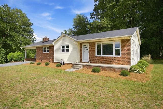 5406 Reidsville Road, Walkertown, NC 27009