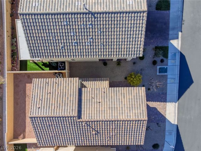 10218 Starlit Canyon Court, Las Vegas, NV 89141