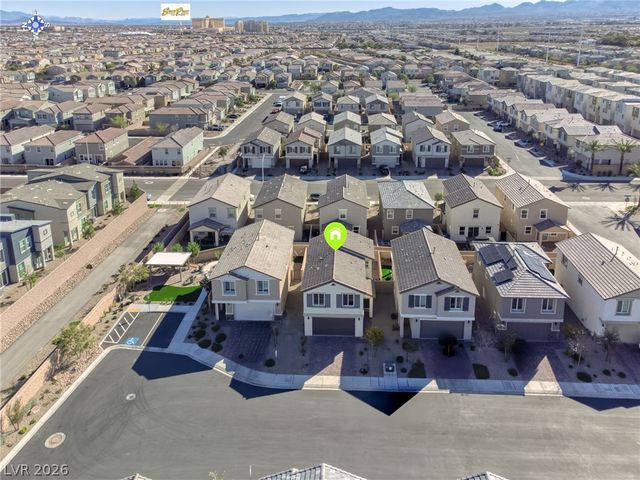 10218 Starlit Canyon Court, Las Vegas, NV 89141