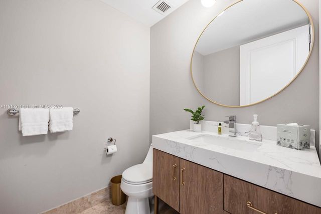 1435 Brickell Ave 3410, Miami, FL 33131