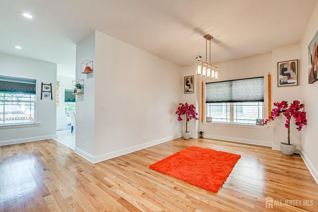 54 Hillcrest Avenue, Iselin, NJ 08830