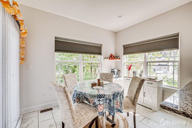 54 Hillcrest Avenue, Iselin, NJ 08830