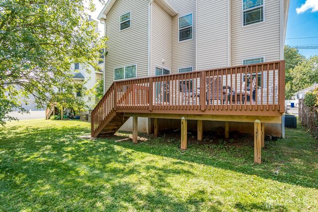 54 Hillcrest Avenue, Iselin, NJ 08830