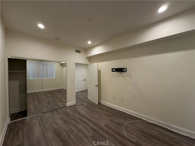 14934 Burbank Boulevard 102, Sherman Oaks, CA 91411