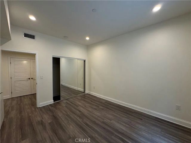 14934 Burbank Boulevard 102, Sherman Oaks, CA 91411