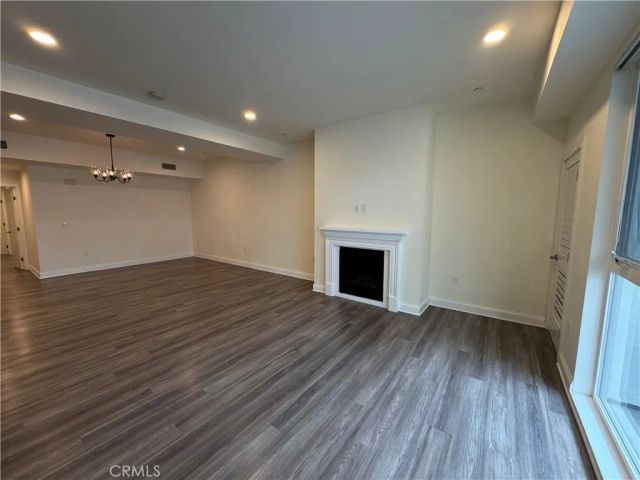 14934 Burbank Boulevard 102, Sherman Oaks, CA 91411