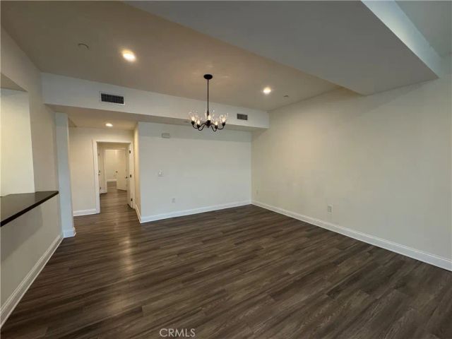 14934 Burbank Boulevard 102, Sherman Oaks, CA 91411