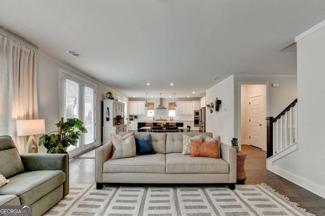 8125 Long Slope Drive, Gainesville, GA 30506