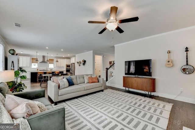 8125 Long Slope Drive, Gainesville, GA 30506