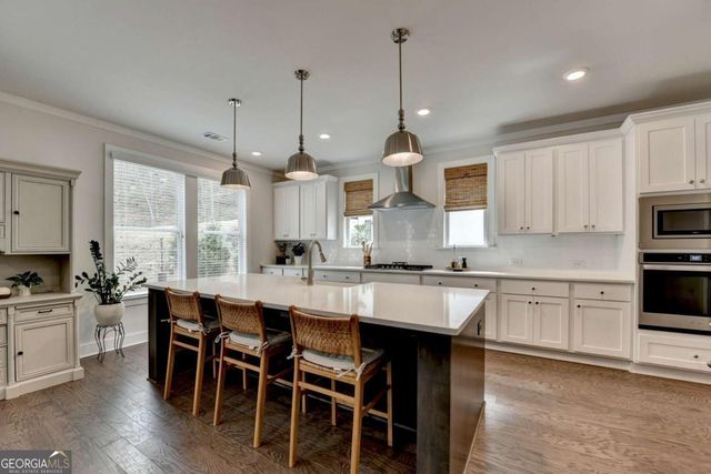 8125 Long Slope Drive, Gainesville, GA 30506