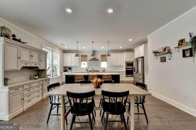 8125 Long Slope Drive, Gainesville, GA 30506