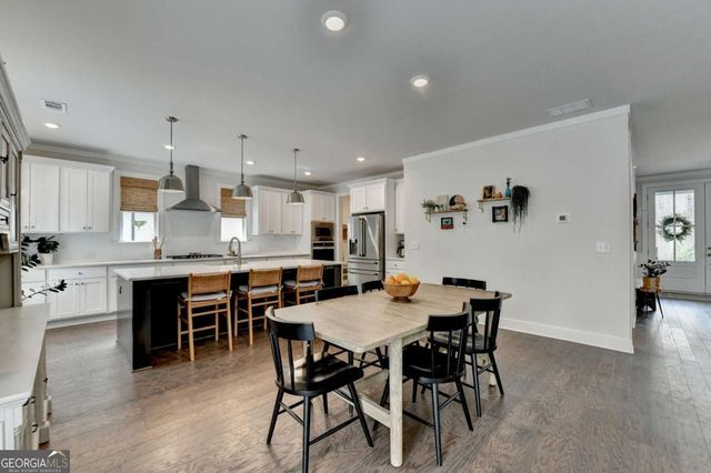 8125 Long Slope Drive, Gainesville, GA 30506