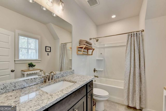 8125 Long Slope Drive, Gainesville, GA 30506