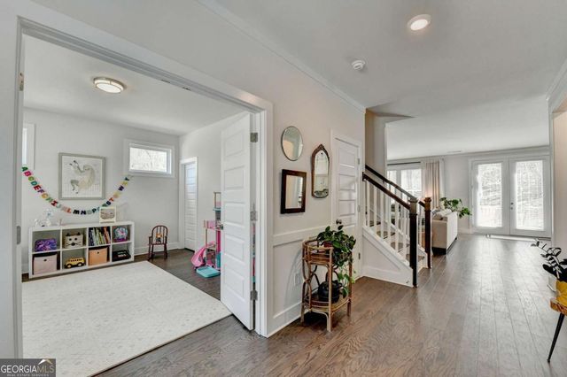 8125 Long Slope Drive, Gainesville, GA 30506