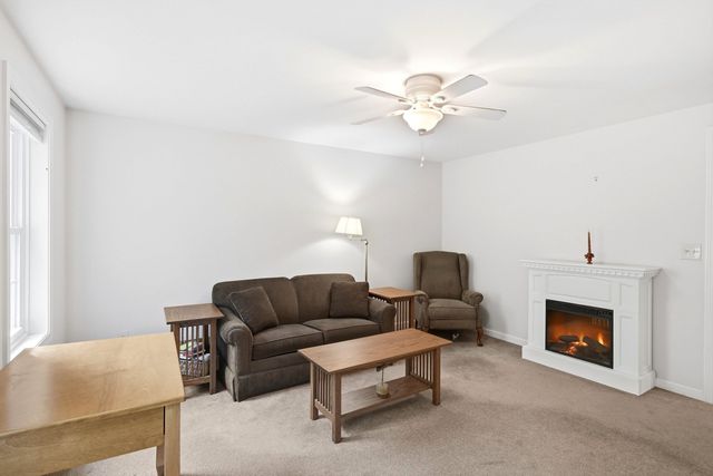 36 Church Street, Deerfield, NH 03037