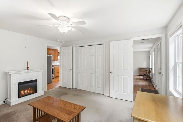 36 Church Street, Deerfield, NH 03037