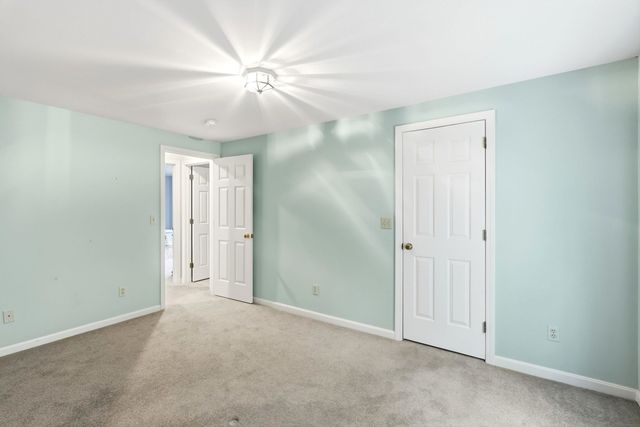 36 Church Street, Deerfield, NH 03037