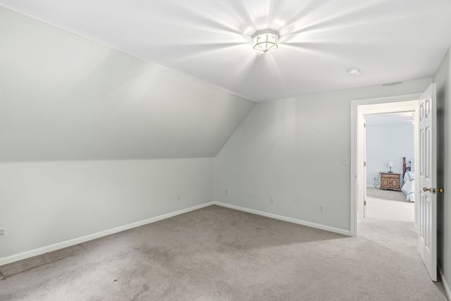 36 Church Street, Deerfield, NH 03037