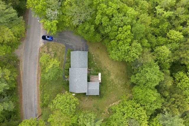 36 Church Street, Deerfield, NH 03037