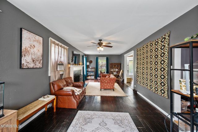 2514 Scottwood Avenue, Toledo, OH 43610