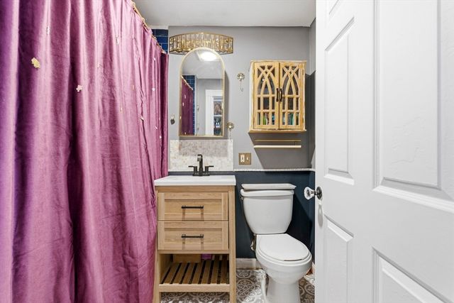 53 Trident Ave 103, Winthrop, MA 02152