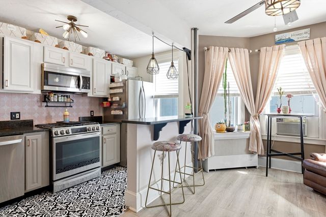 53 Trident Ave 103, Winthrop, MA 02152