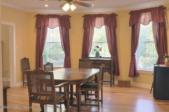 535 E 2nd Street, Pass Christian, MS 39571