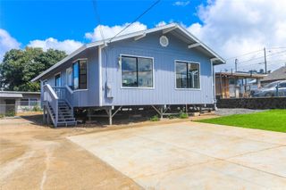 2122 Tantalus Drive, Honolulu, HI 96813