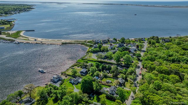 53 Old Neck Road S, Center Moriches, NY 11934