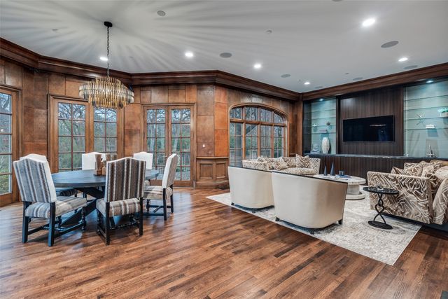 4255 Cochran Chapel Road, Dallas, TX 75209