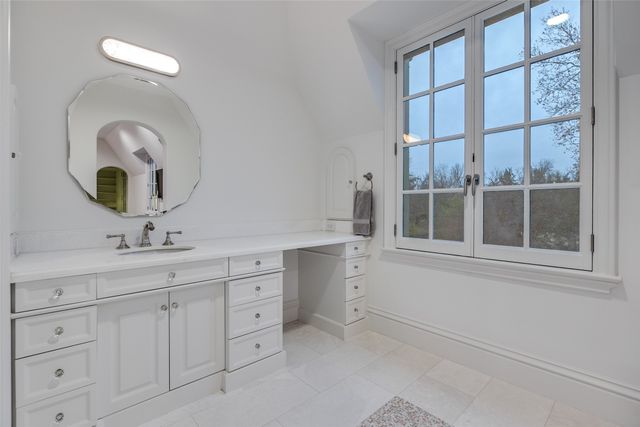 4255 Cochran Chapel Road, Dallas, TX 75209