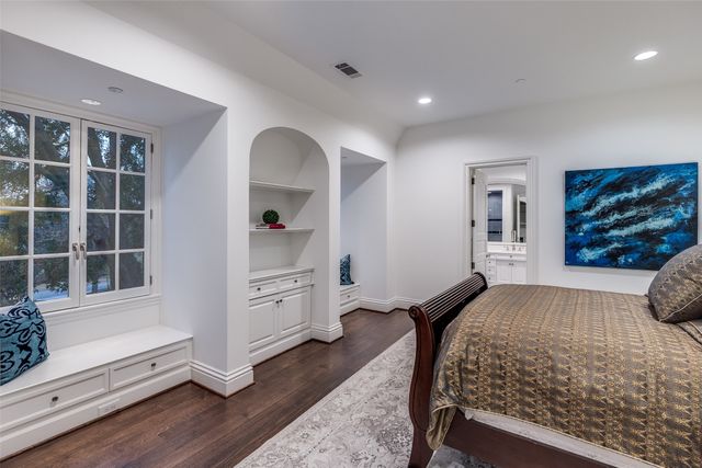 4255 Cochran Chapel Road, Dallas, TX 75209