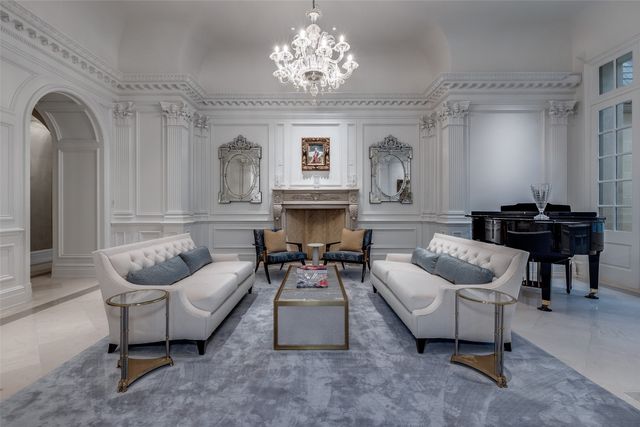 4255 Cochran Chapel Road, Dallas, TX 75209