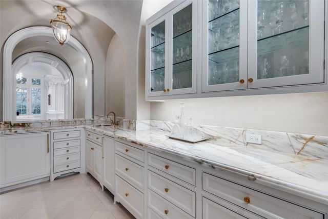 4255 Cochran Chapel Road, Dallas, TX 75209