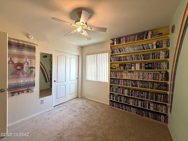 9968 E Country Shadows Drive, Tucson, AZ 85748