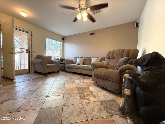 9968 E Country Shadows Drive, Tucson, AZ 85748