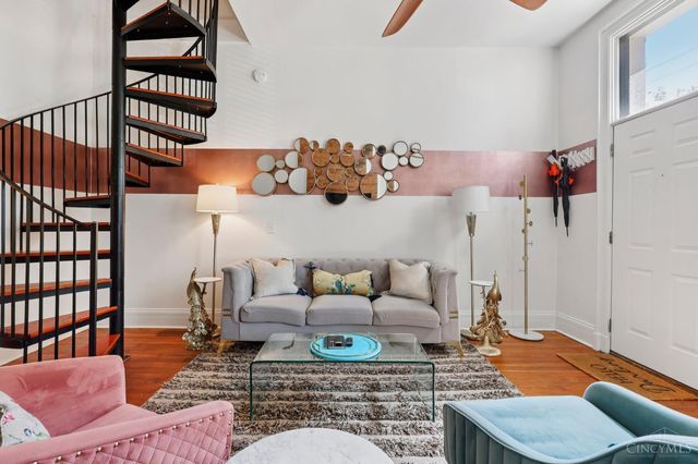 320 Mulberry Street, Cincinnati, OH 45202