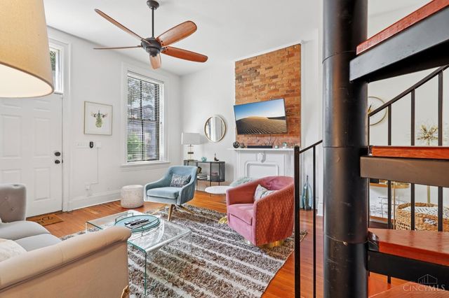 320 Mulberry Street, Cincinnati, OH 45202