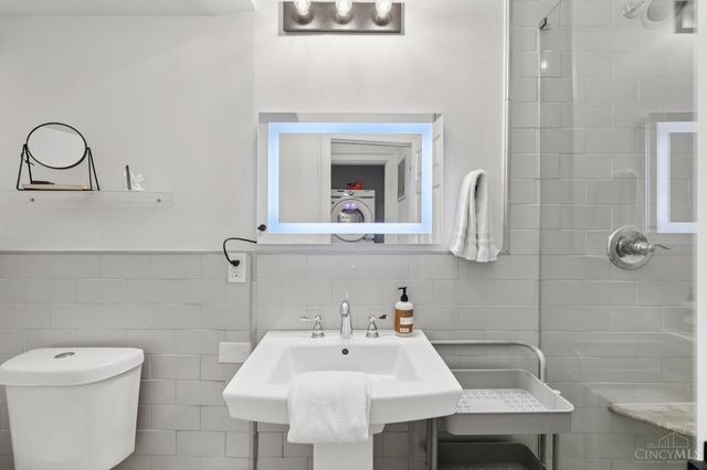 320 Mulberry Street, Cincinnati, OH 45202