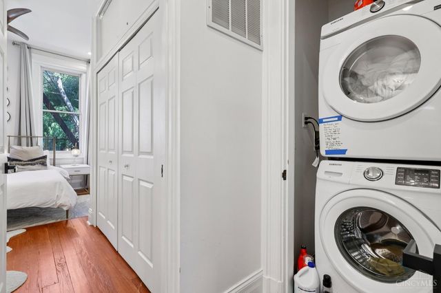 320 Mulberry Street, Cincinnati, OH 45202