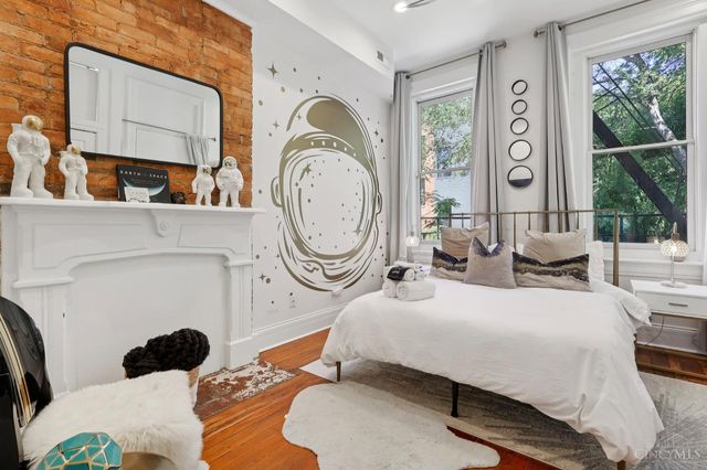 320 Mulberry Street, Cincinnati, OH 45202